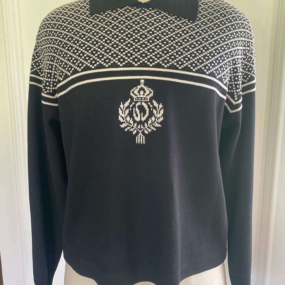 St. John Collection Black and White Crew Neck Sweater